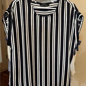 Forever 21 Vertical Stripe Blouse in Black and White